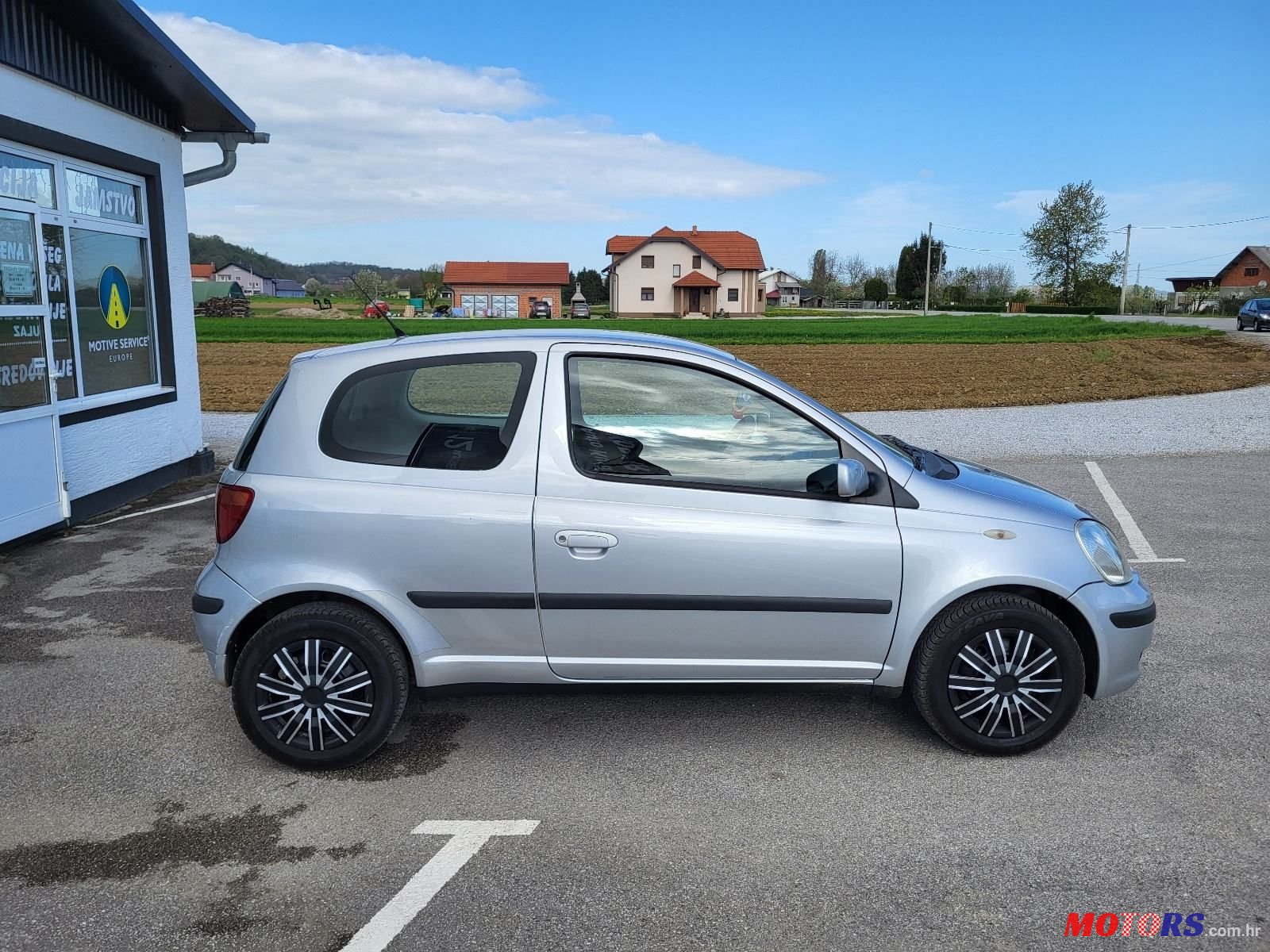 2003' Toyota Yaris 1,0 Vvt-I photo #4