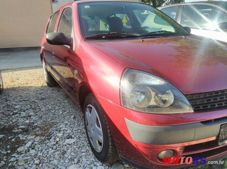 2003' Renault Clio 1,2 16V photo #2