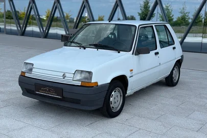 1991' Renault 5 Campus