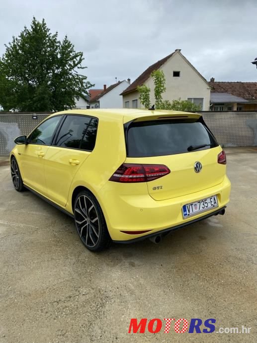 2014' Volkswagen Golf 7 photo #3