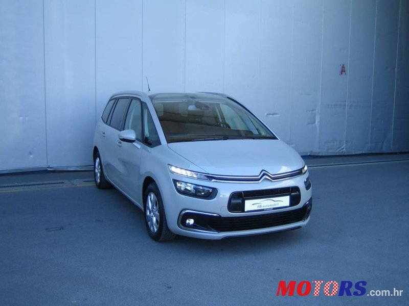 2017' Citroen C4 Grand Picasso photo #1