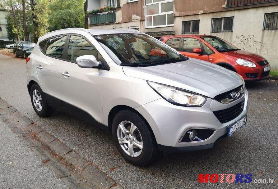 2011' Hyundai ix35 1,6 Gdi photo #1