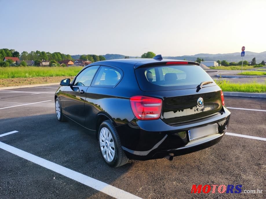 2013' BMW Serija 1 114I photo #6