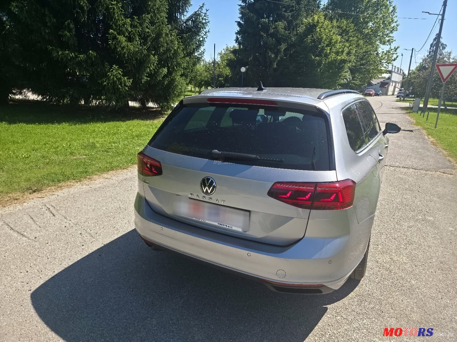 2021' Volkswagen Passat Variant photo #4