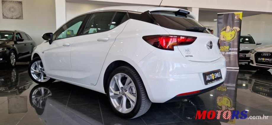 2018' Opel Astra 1.6 Cdti photo #2