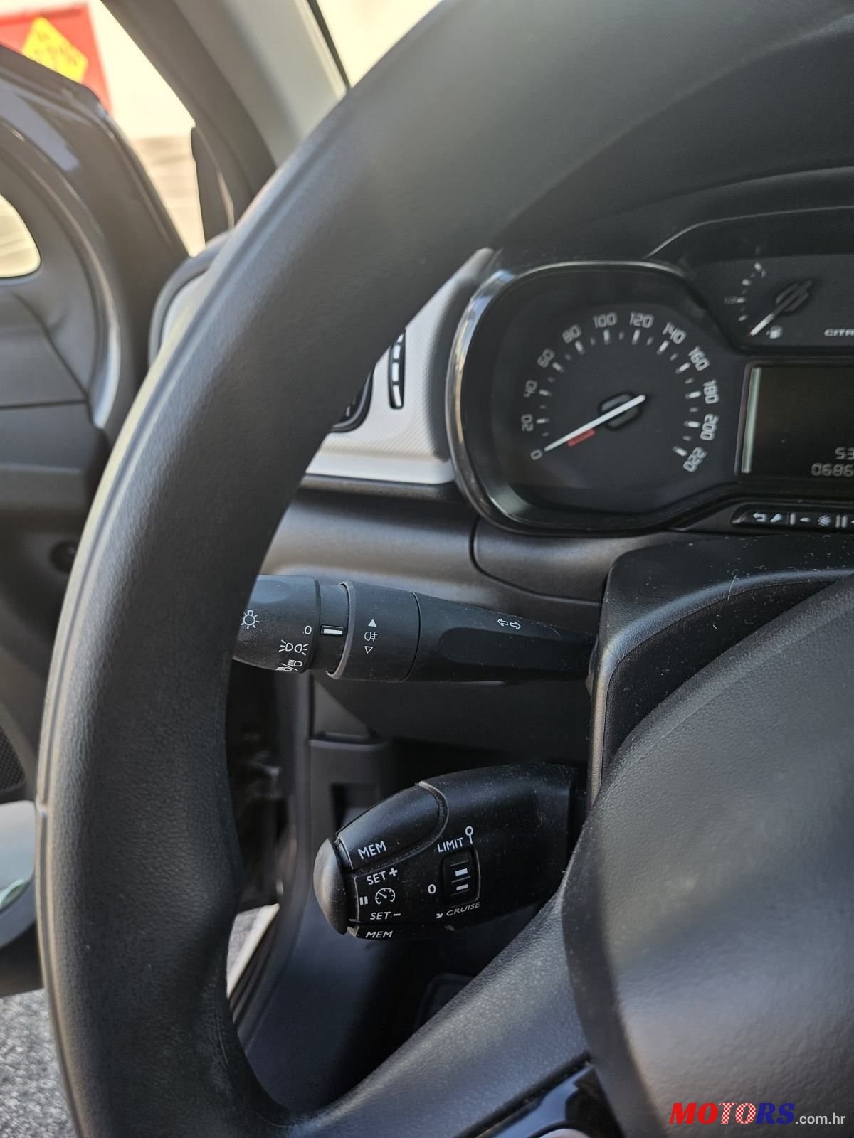 2019' Citroen C3 1,2 photo #6