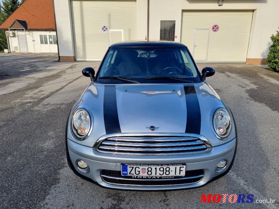 2008' MINI Cooper photo #2