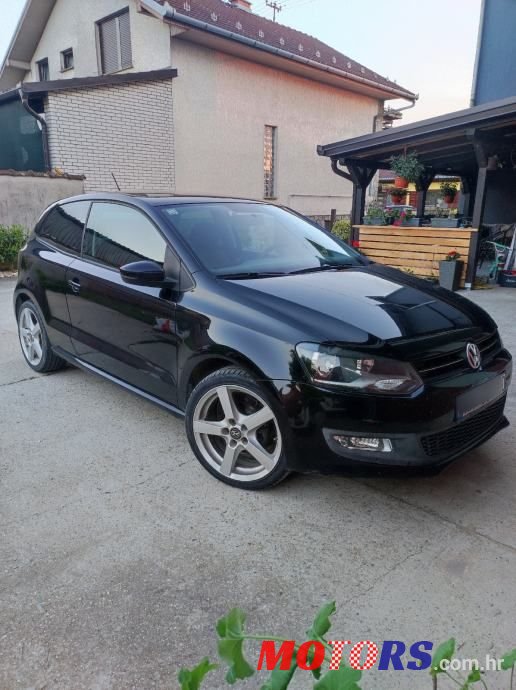 2010' Volkswagen Polo 1,6 Tdi photo #1