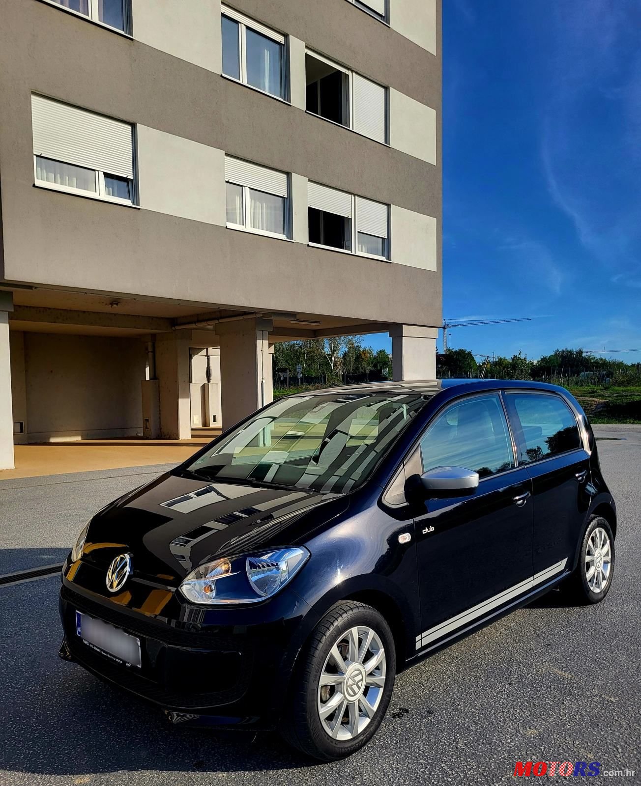 2015' Volkswagen Up! 1,0 Up! photo #1