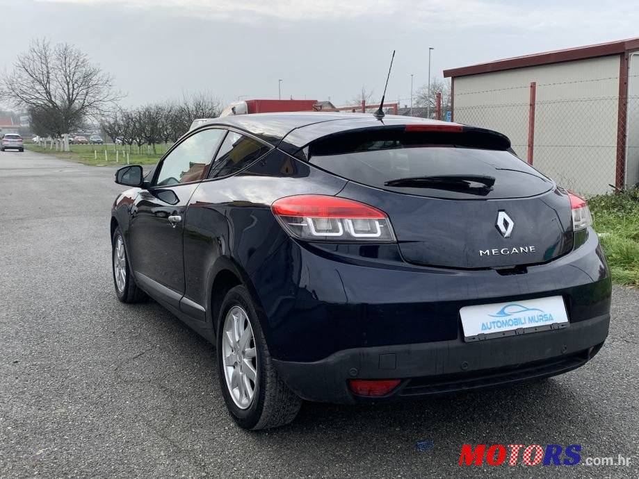 2010' Renault Megane Coupe 1,5 Dci photo #5