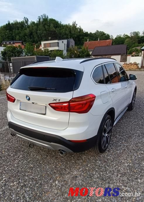 2017' BMW X1 20D photo #5
