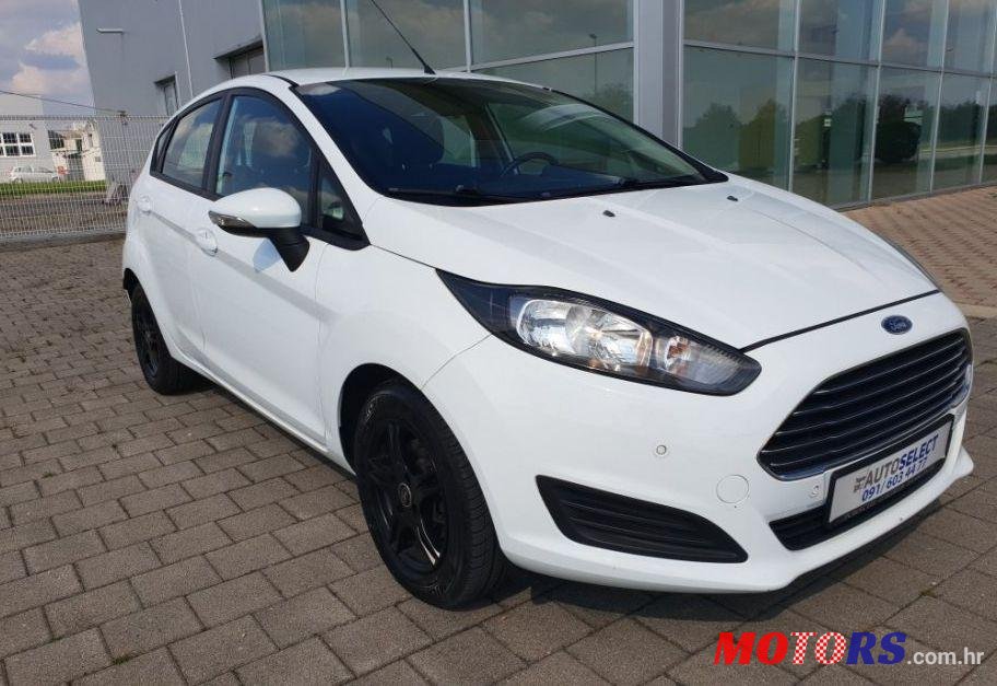 2013' Ford Fiesta 1,6 photo #1