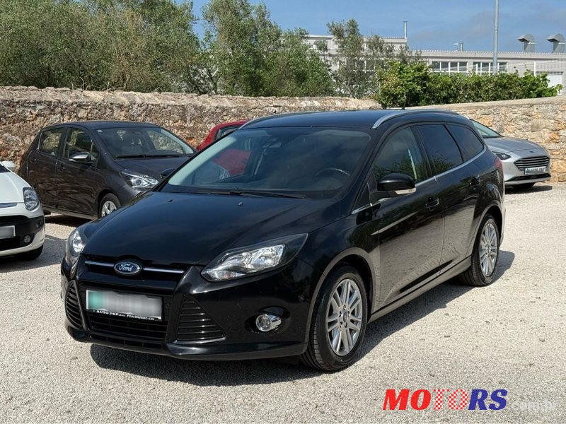 2013' Ford Focus Karavan photo #2