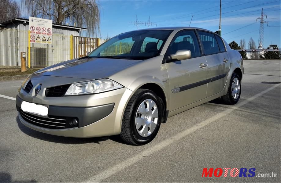 2006' Renault Megane photo #1
