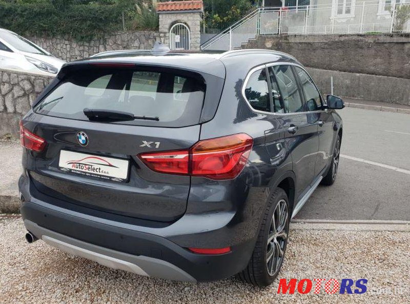 2016' BMW X1 18D photo #2