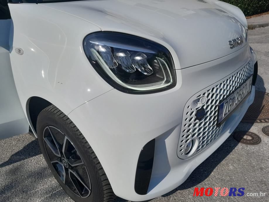 2021' Smart Forfour Eq photo #3