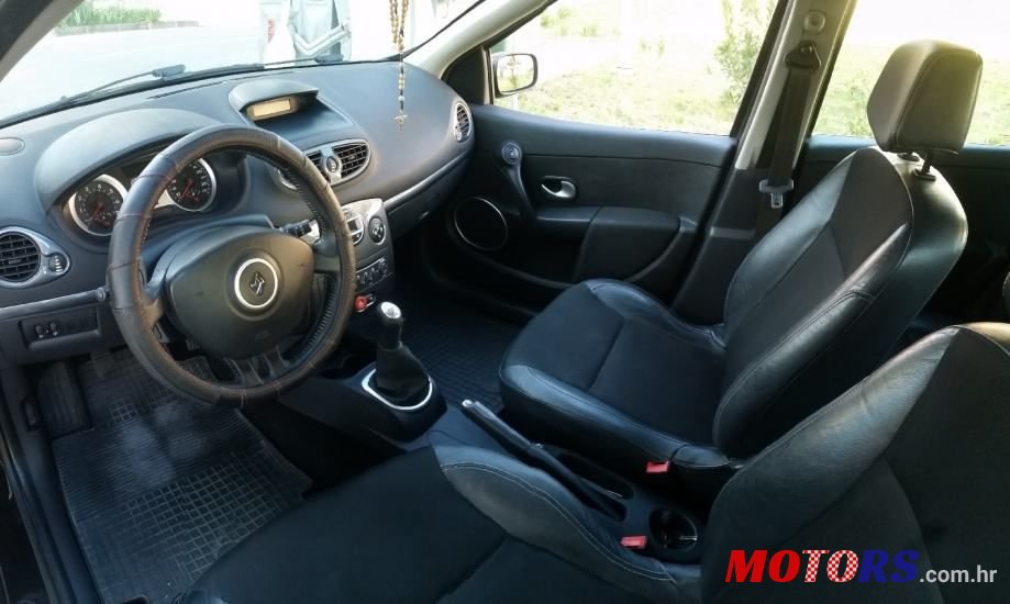 2007' Renault Clio 1,2 16V photo #2