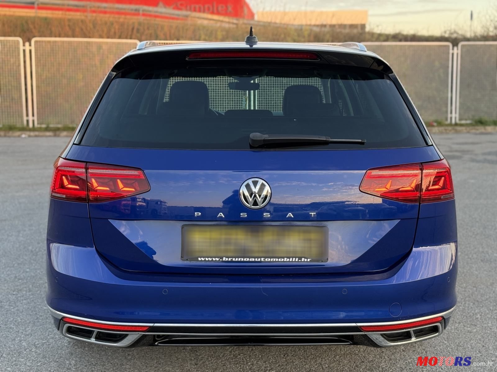 2020' Volkswagen Passat Variant photo #6