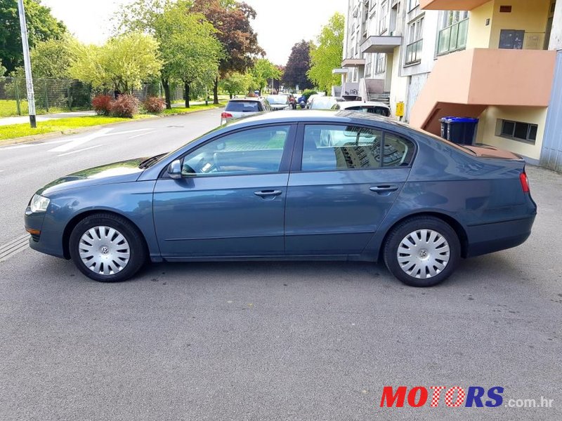 2008' Volkswagen Passat 1,9 Tdi photo #6