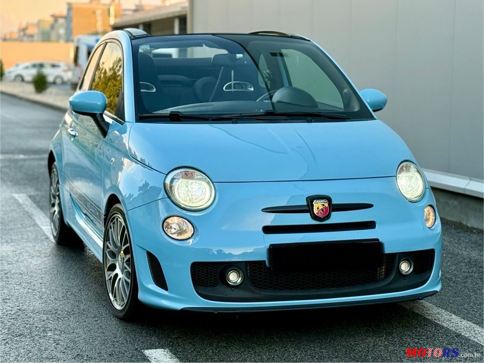 2015' Fiat 500 Abarth photo #3