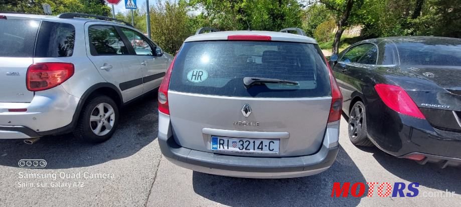 2005' Renault Megane Grandtour photo #2