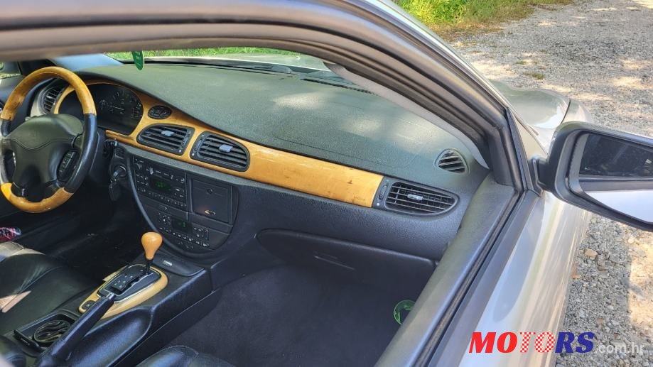 2000' Jaguar S-Type 4,0 V8 photo #3