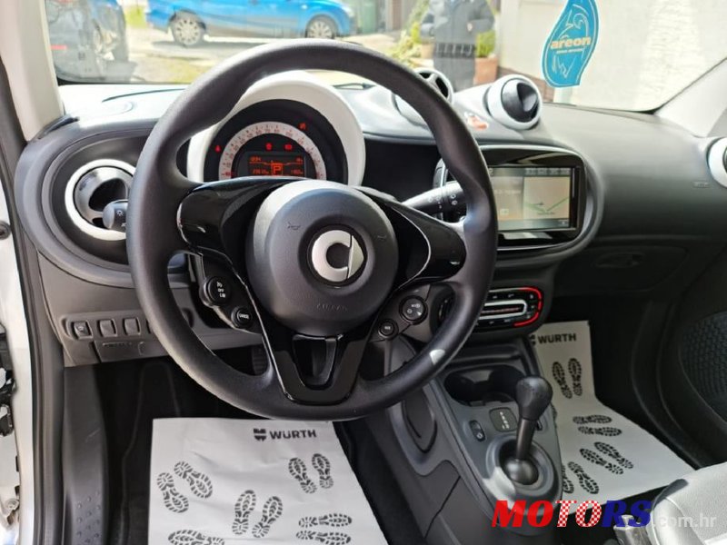 2019' Smart Fortwo Coupe photo #3