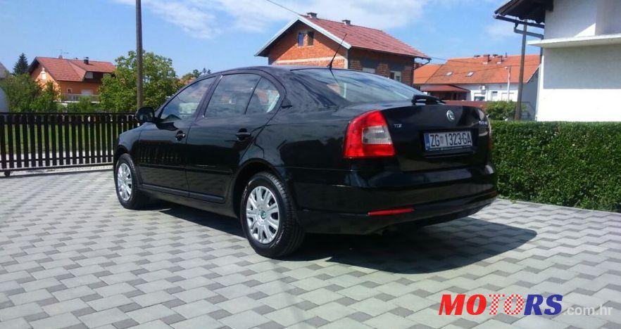 2011' Skoda Octavia 1,6 Tdi photo #2