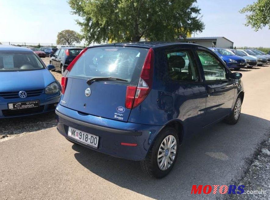 2004' Fiat Punto 1,3 Multijet 16V photo #2