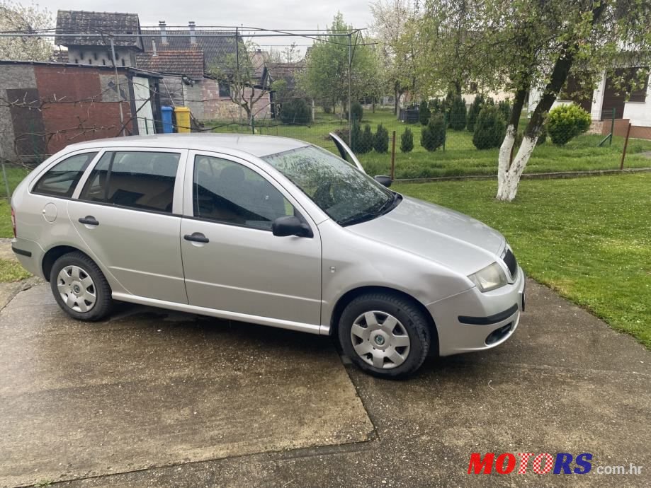 2007' Skoda Fabia Combi photo #1