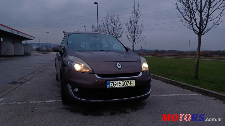 2012' Renault Grand Scenic 1,6 Dci photo #2