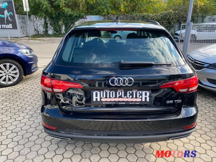 2019' Audi A4 Avant photo #6
