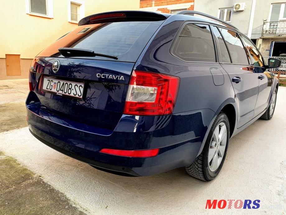 2014' Skoda Octavia Combi photo #5