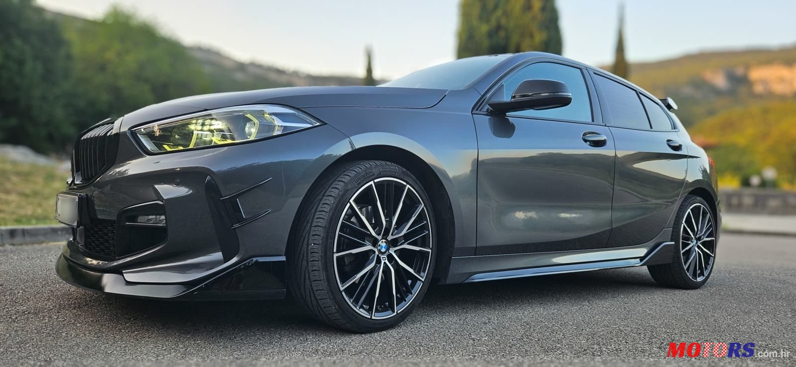 2020' BMW Serija 1 118D photo #3