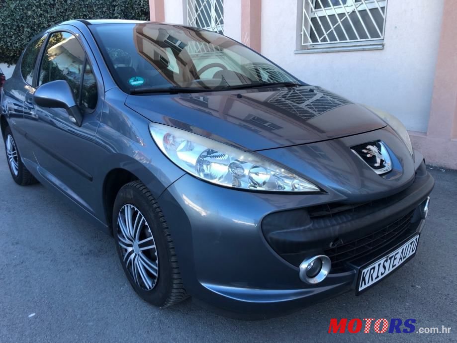 2007' Peugeot 207 1,4 16V Vti photo #2