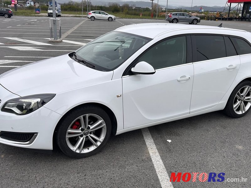 2014' Opel Insignia 2,0 Cdti photo #1