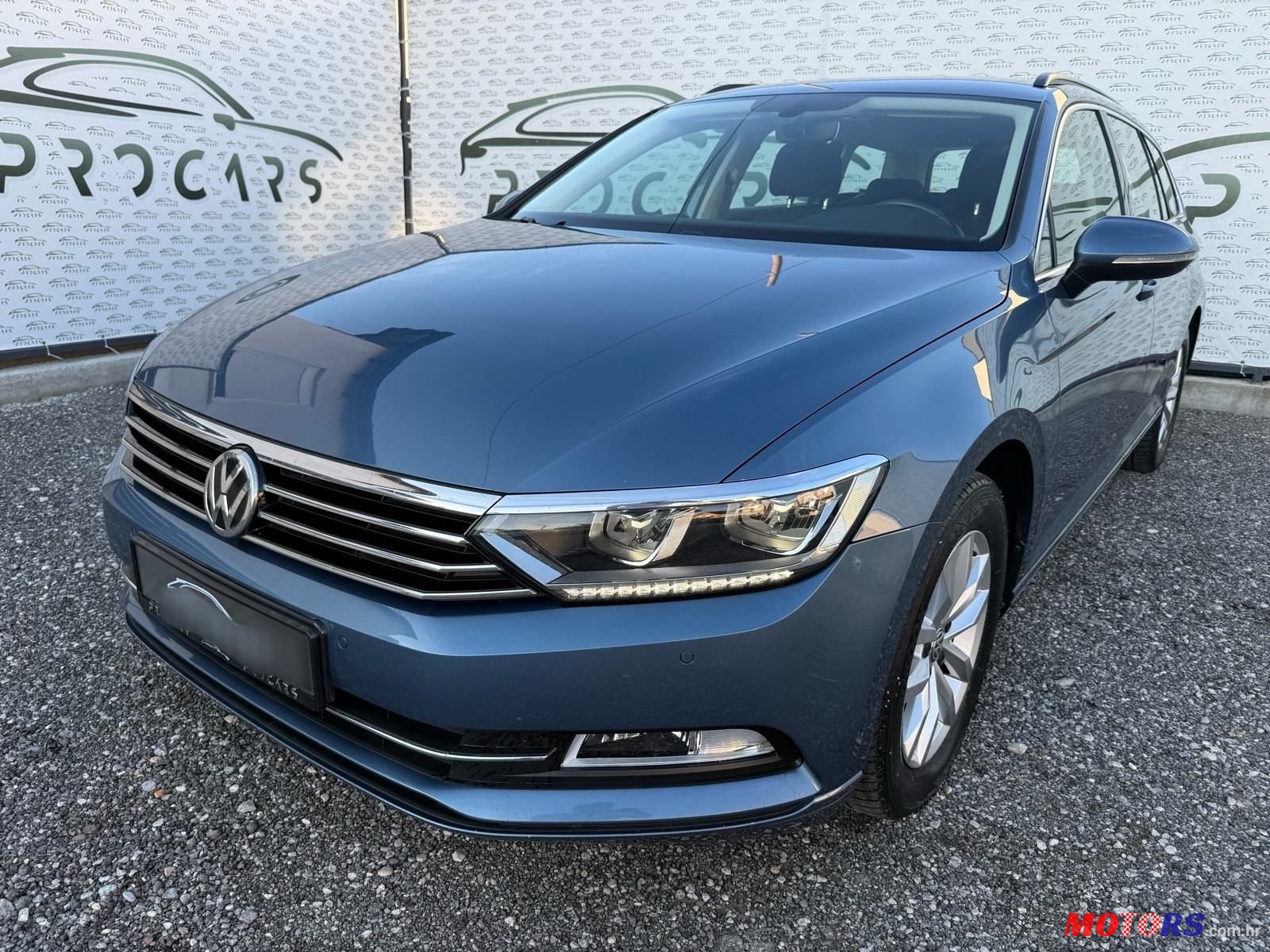 2015' Volkswagen Passat Variant photo #4