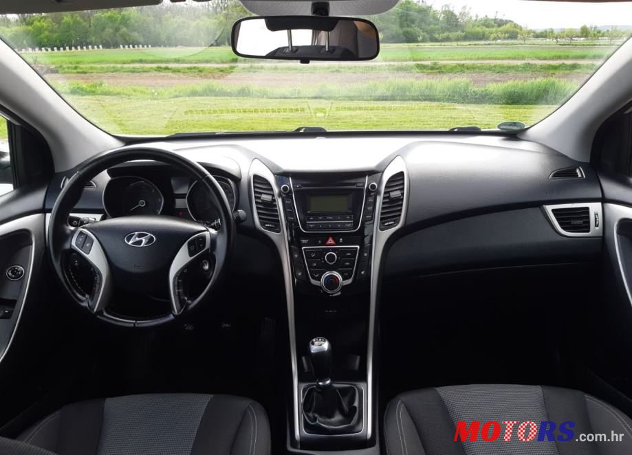 2014' Hyundai i30 1,6 Crdi photo #6