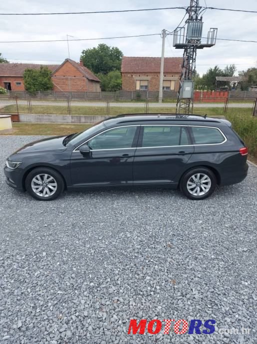 2015' Volkswagen Passat photo #4