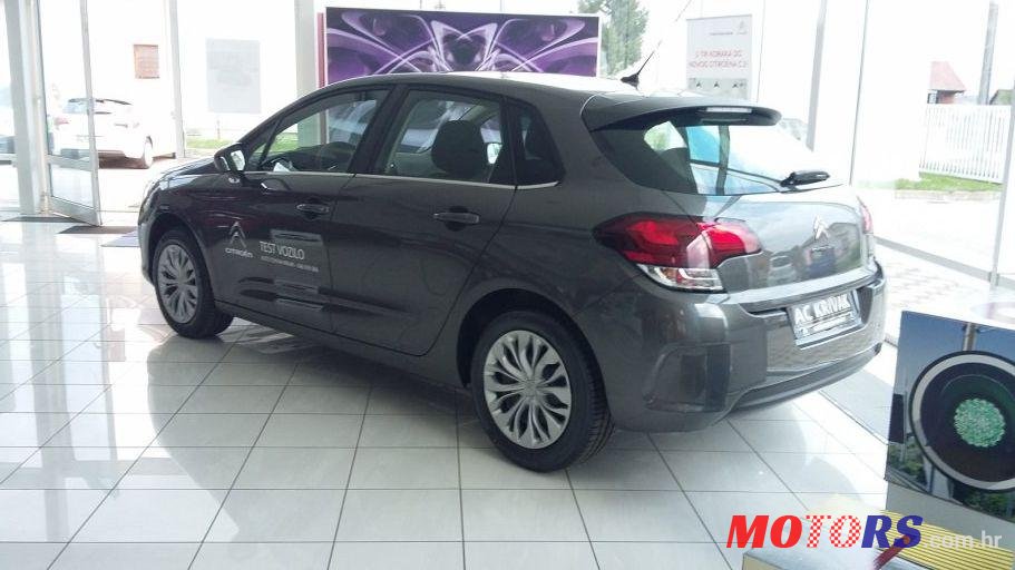 2017' Citroen C4 1,6 100 S&S photo #2