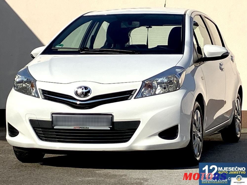 2012' Toyota Yaris 1,0 Vvt-I photo #1