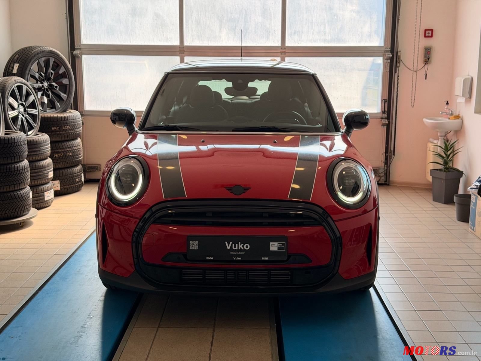 2024' MINI Cooper 3-Vrata F56 photo #2