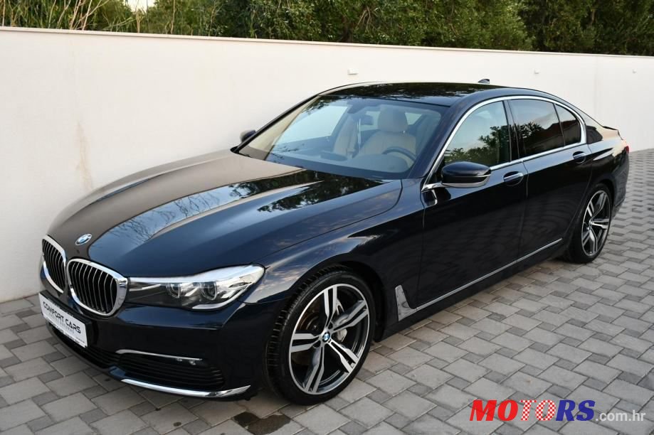 2017' BMW Serija 7 730D photo #3