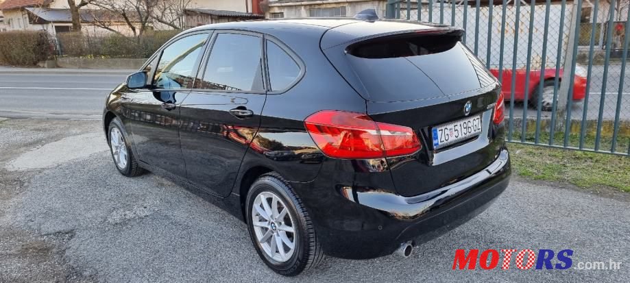 2015' BMW Serija 2 218D photo #6
