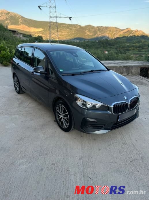 2019' BMW Serija 2 216D photo #1