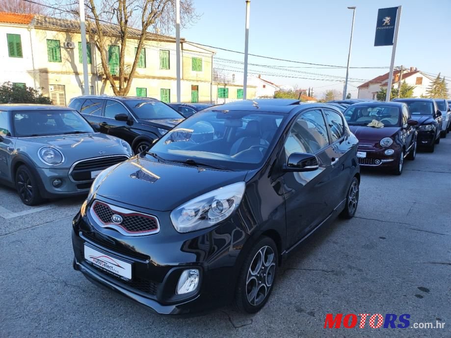 2012' Kia Picanto Sport photo #1