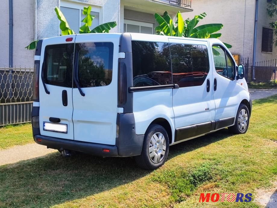 2012' Hyundai i30 1.6 Crdi photo #5