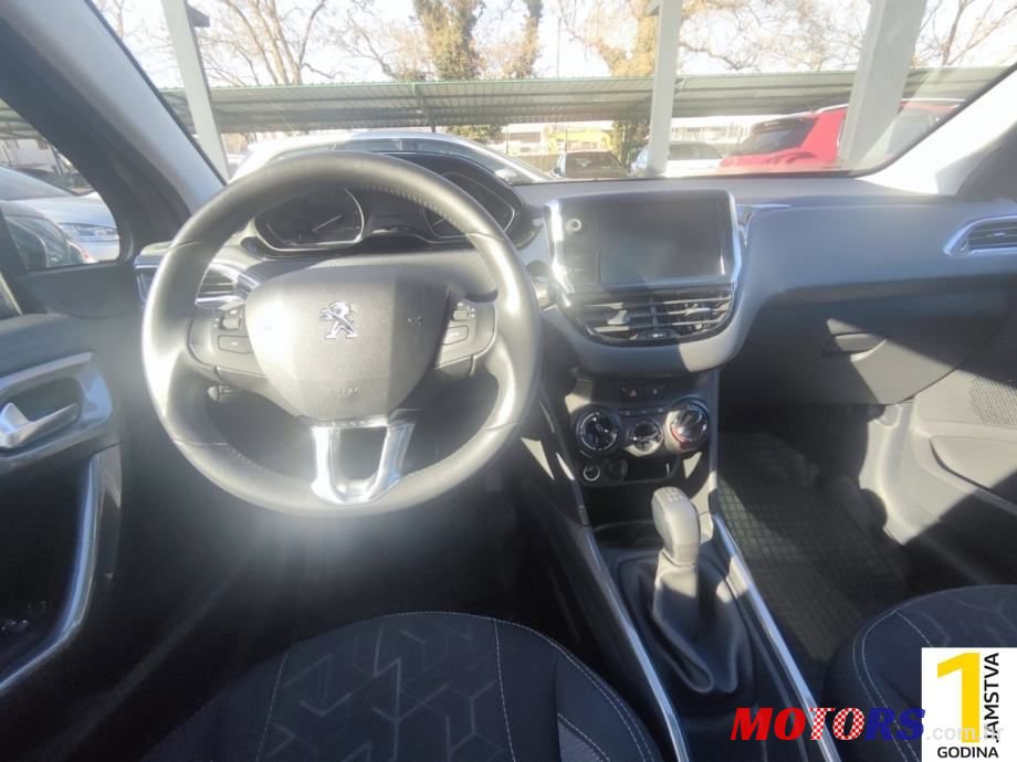 2017' Peugeot 2008 photo #5