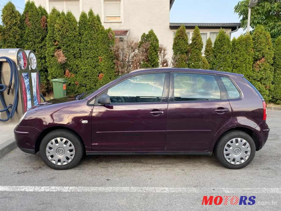2002' Volkswagen Polo 1.9 Sdi photo #3