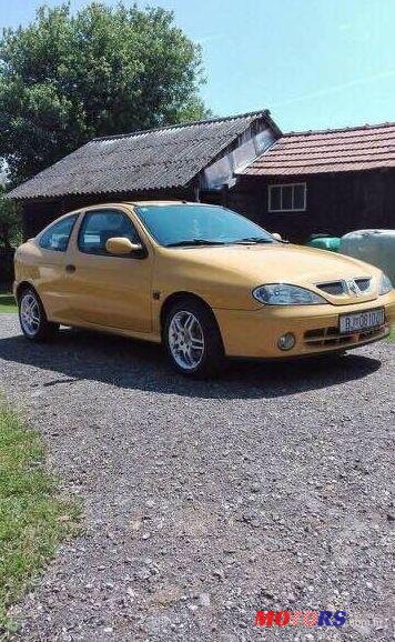 2001' Renault Megane Coupe photo #2
